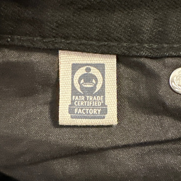 Universal Thread Women's Mid Rise Super Wide Leg Jeans Black Size 2 Button Fly - Picture 7 of 13